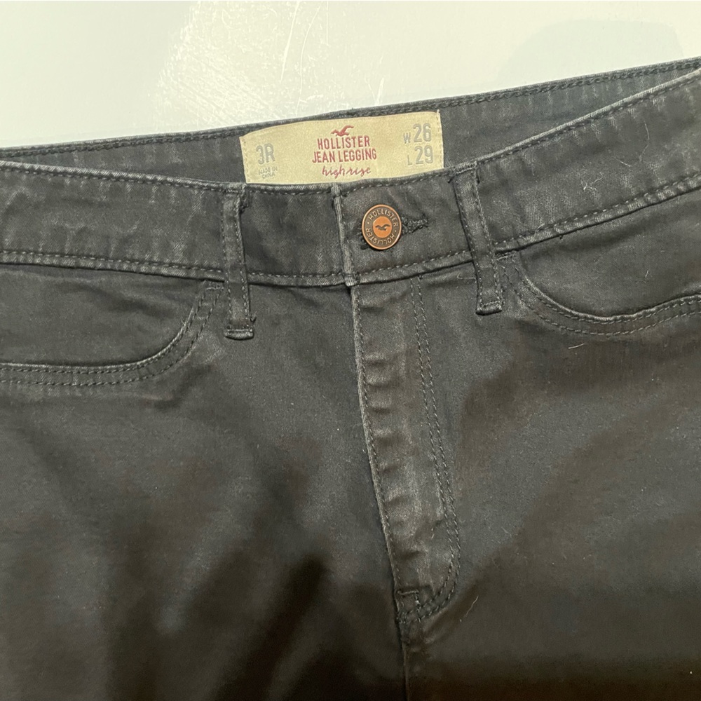 Junior Hollister high rise jean black legging size 26